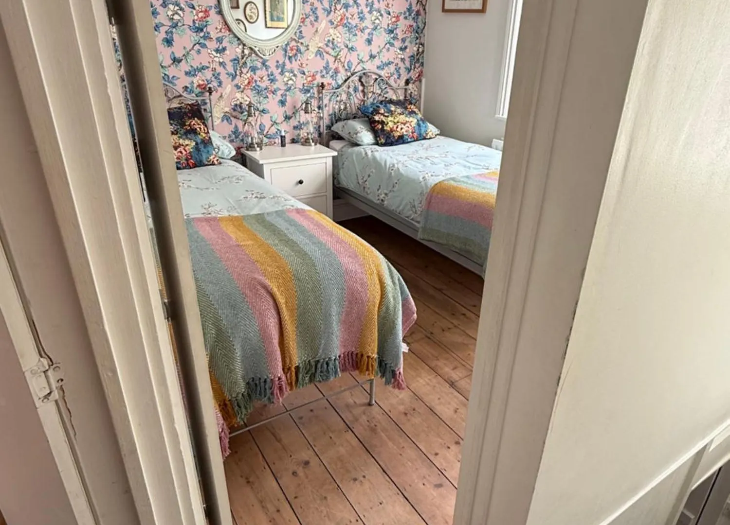 North Laine Sunny Cottage - Parking Available Brighton United Kingdom