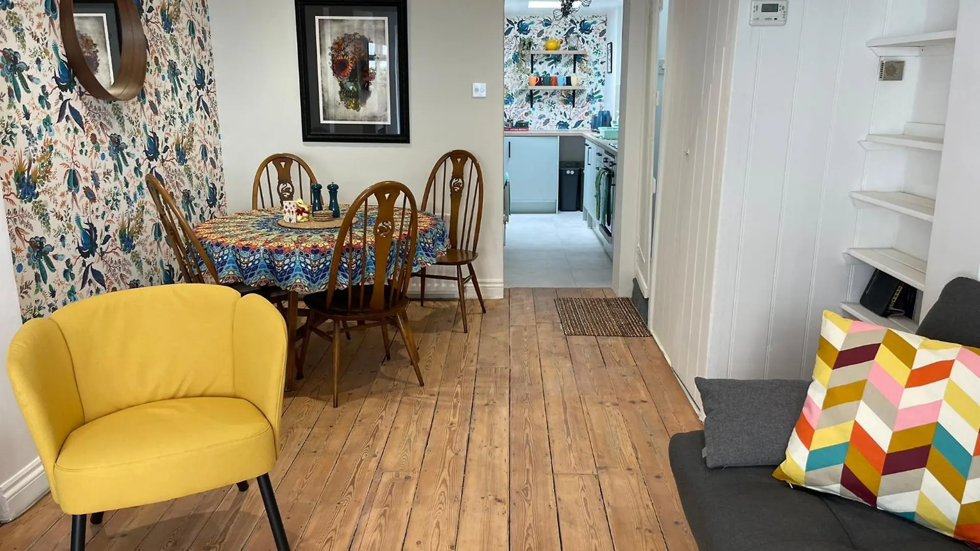 Holiday home North Laine Sunny Cottage - Parking Available Brighton